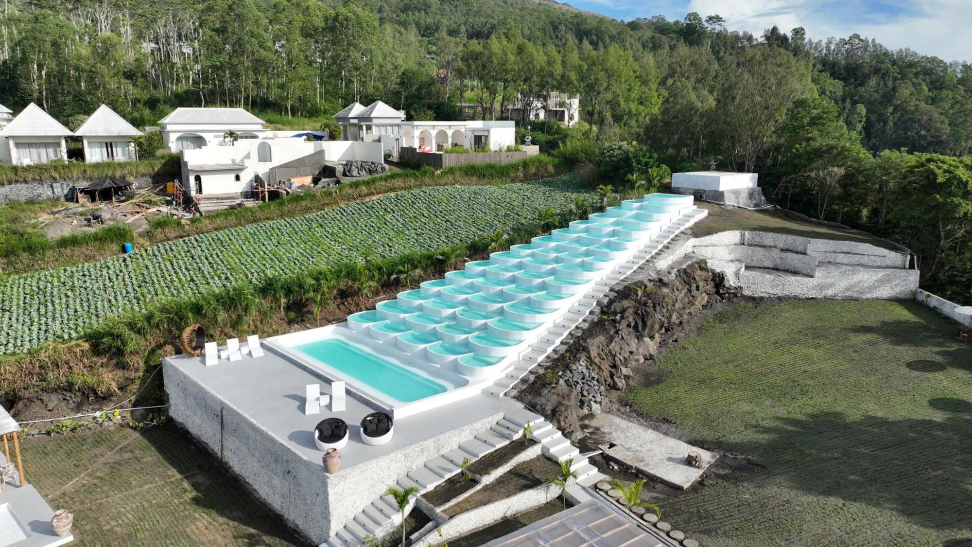 Cinze Villas And Hot Spring Kubupenlokan Bagian luar foto