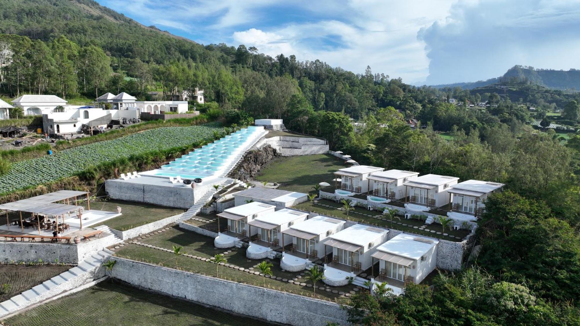 Cinze Villas And Hot Spring Kubupenlokan Bagian luar foto